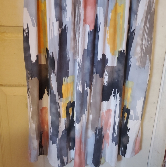 Egy California Women Dress. 3XLarge. Multicolored Roundneck Short-sleeved - Picture 5 of 8